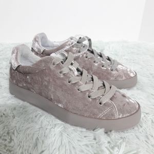 Nwot Rag & bone crushed velvet gray platform sneakers
